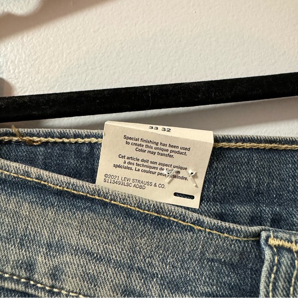 Men’s Levi’s Athletic Fit Jeans - Picture 5 of 7